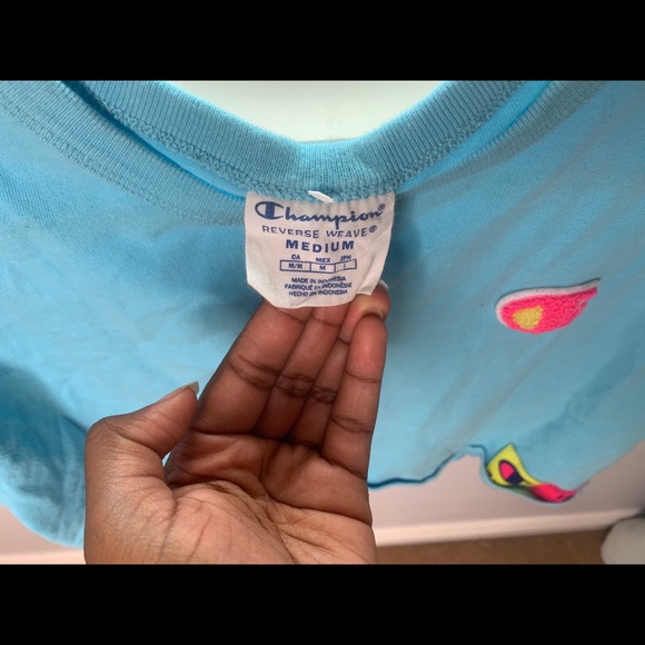 CHAMPION CROP TOP - Picture 2 of 2